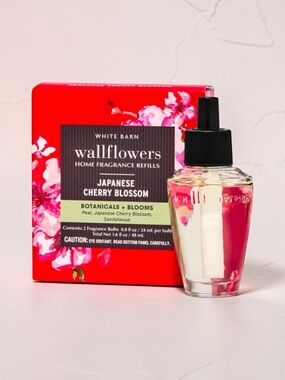 Bath and Body Works Wallflowers Japanese Cherry Blossom 2 Pack Refills NWT